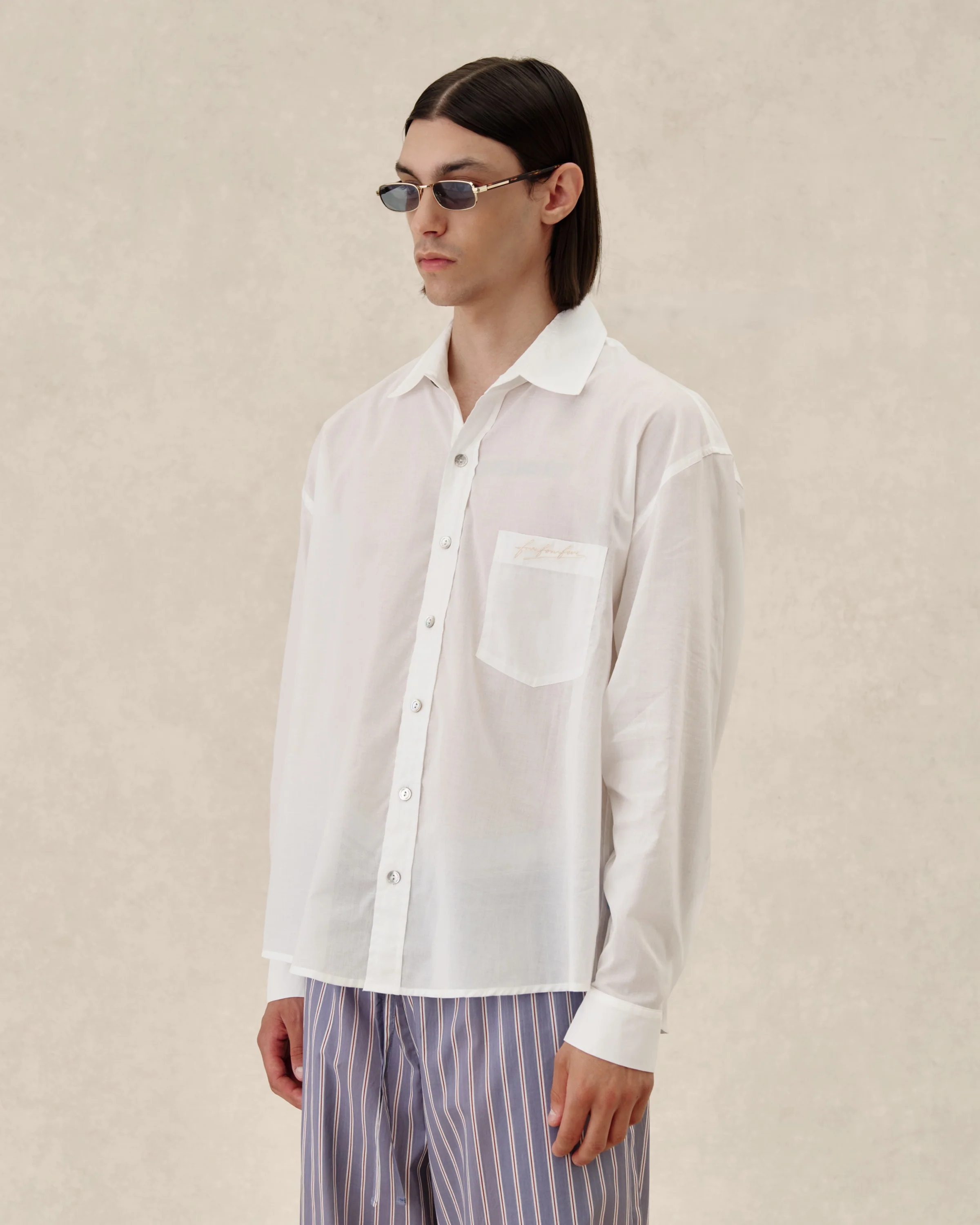545 Ultralight Logo Shirt - Image 4